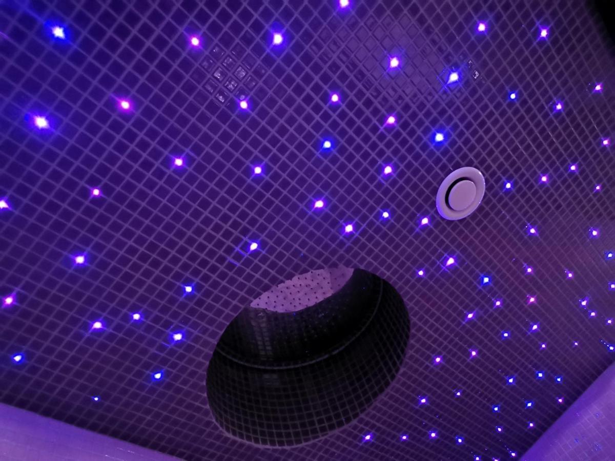 클라이페다 Sky Deep Jacuzzi 30 Floor 아파트 외부 사진